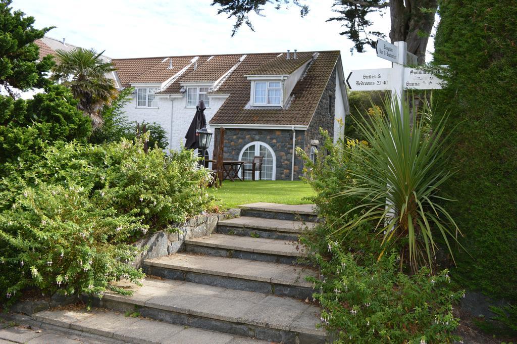 Hotel Hougue Du Pommier Castel Exterior photo