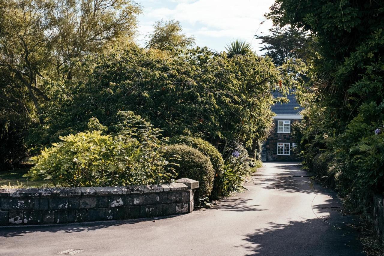 Hotel Hougue Du Pommier Castel Exterior photo